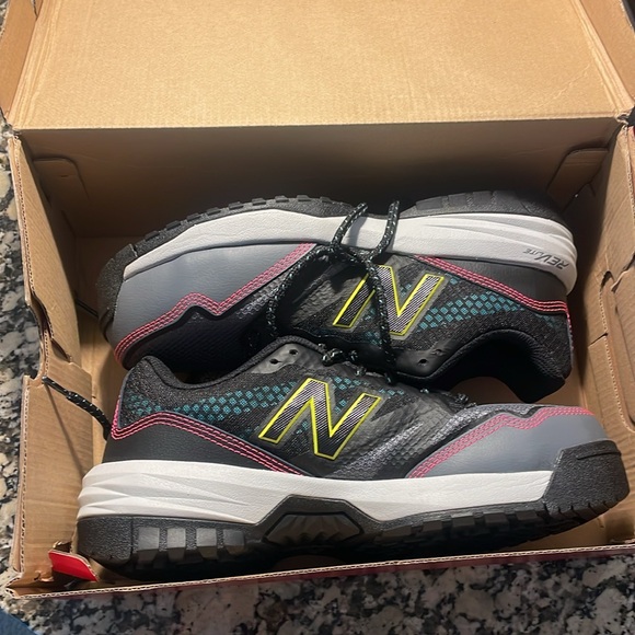 New balance 589v1 Composite Toe Sneakers - Picture 1 of 6